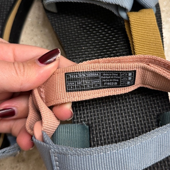 Teva Flatform Universal Chunky Sandals in Light Multi - Picture 9 of 11